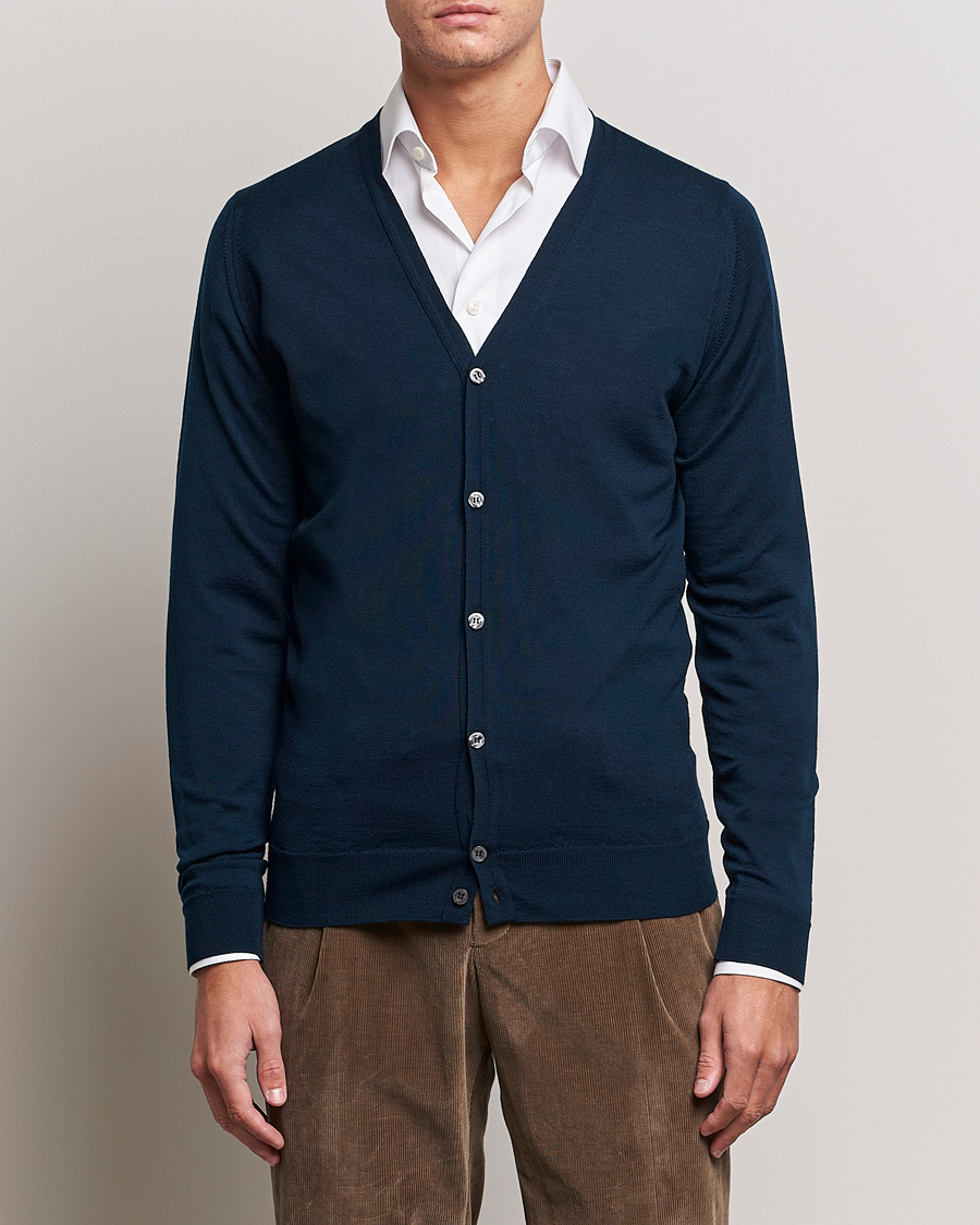 Herre | Cardigans | John Smedley | Petworth Extra Fine Merino Cardigan Orion Green