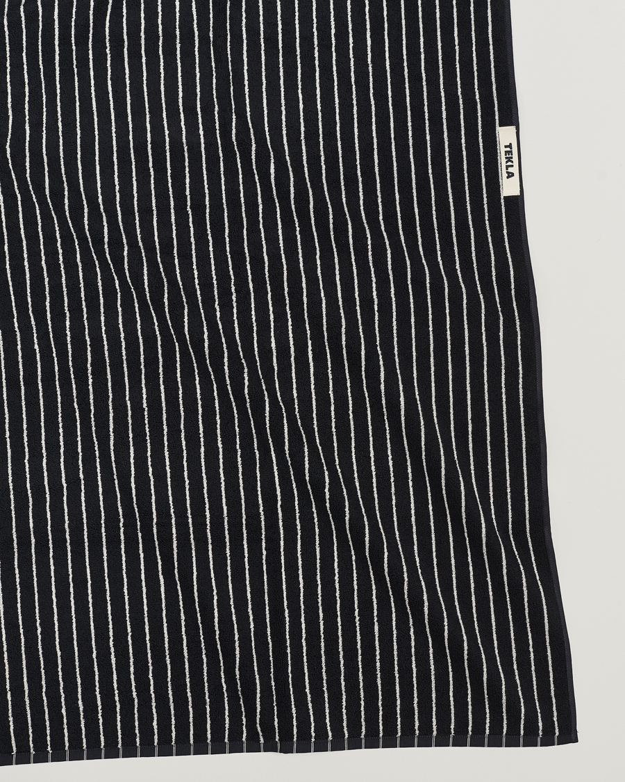 Herre | Tekstiler | Tekla | Organic Terry Bath Towel Black Stripe