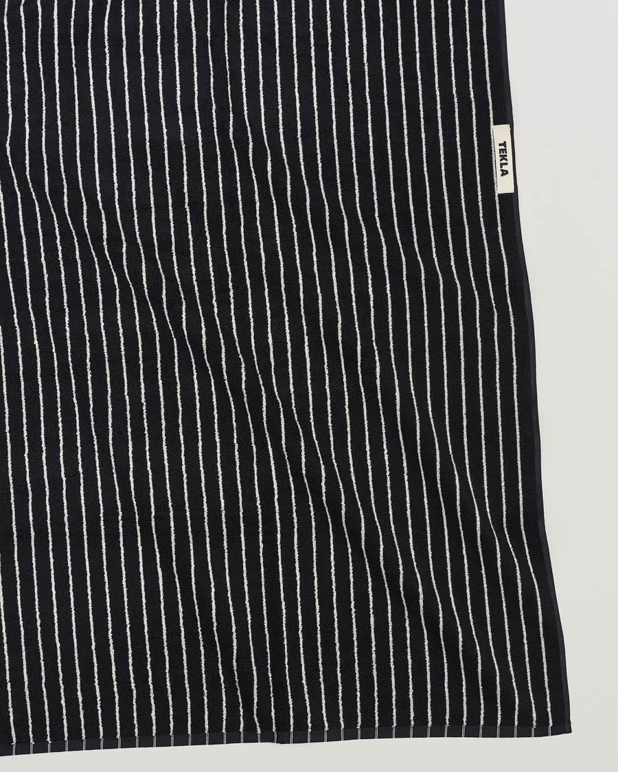 Herr | Textilier | Tekla | Organic Terry Bath Towel Black Stripe