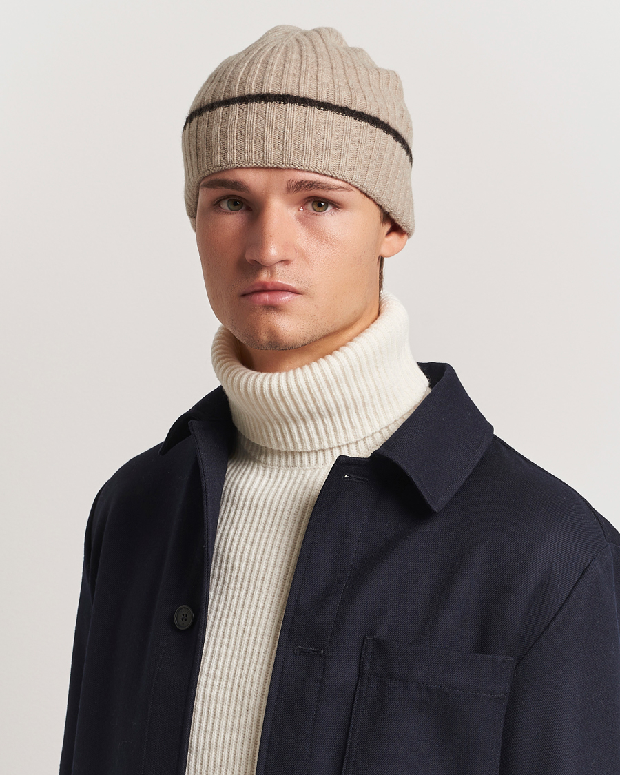 Herre | Amanda Christensen Rib Knitted Cashmere Paspoal Cap Beige Melange | Amanda Christensen | Rib Knitted Cashmere Paspoal Cap Beige Melange