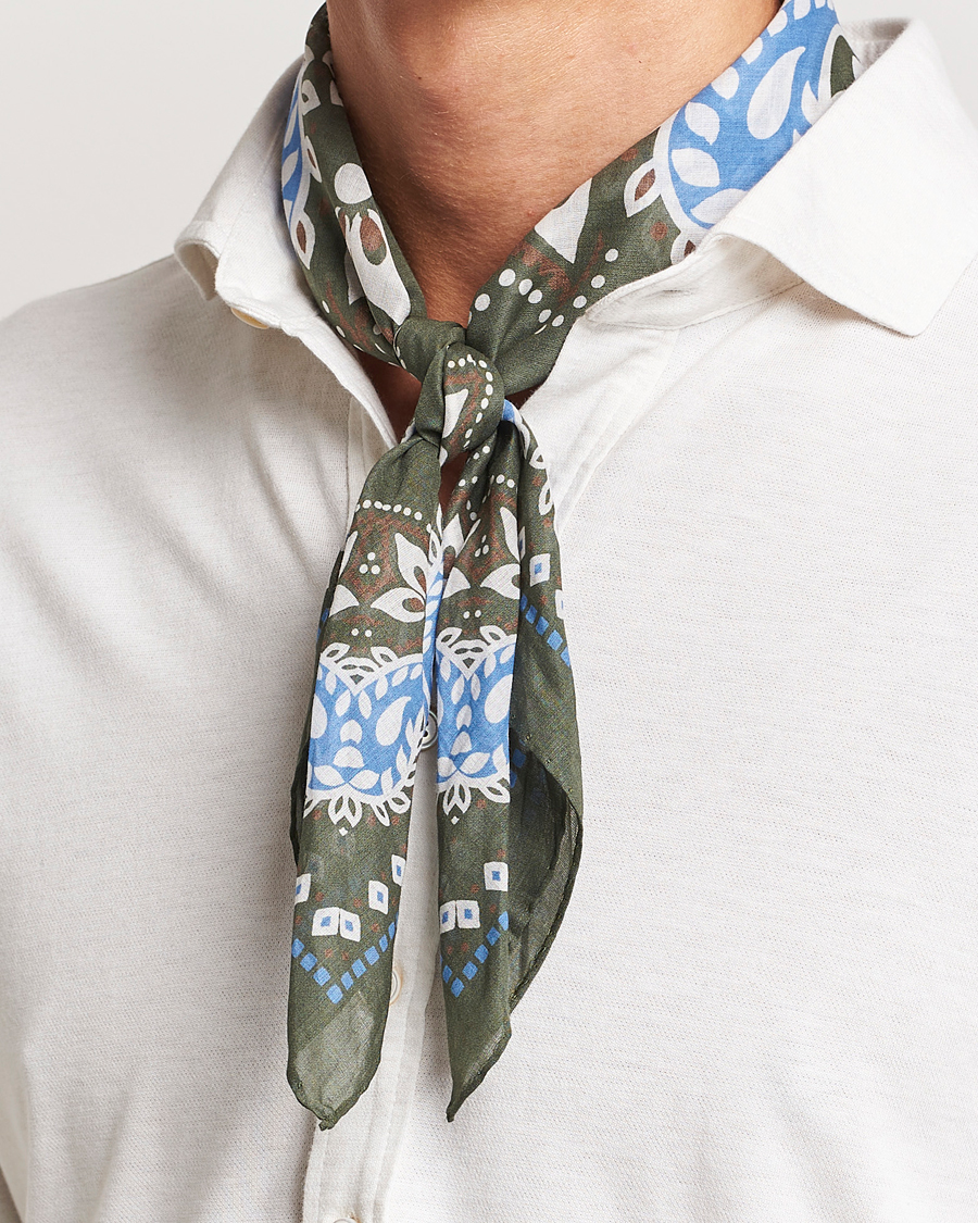 Herre | Amanda Christensen Cotton Voilé Printed Flower Bandana Olive | Amanda Christensen | Cotton Voilé Printed Flower Bandana Olive