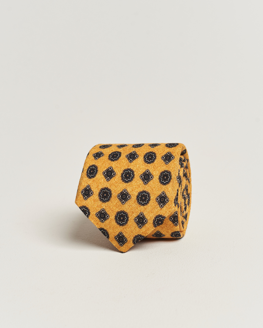 Herre | Amanda Christensen Wool Flannel 8cm Printed Medallion Tie Yellow | Amanda Christensen | Wool Flannel 8cm Printed Medallion Tie Yellow