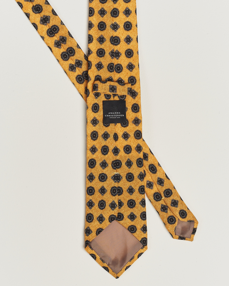 Herre | Amanda Christensen Wool Flannel 8cm Printed Medallion Tie Yellow | Amanda Christensen | Wool Flannel 8cm Printed Medallion Tie Yellow