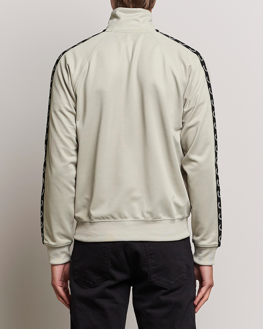 Herre | Trøjer | Fred Perry | Taped Track Jacket Light Oyster