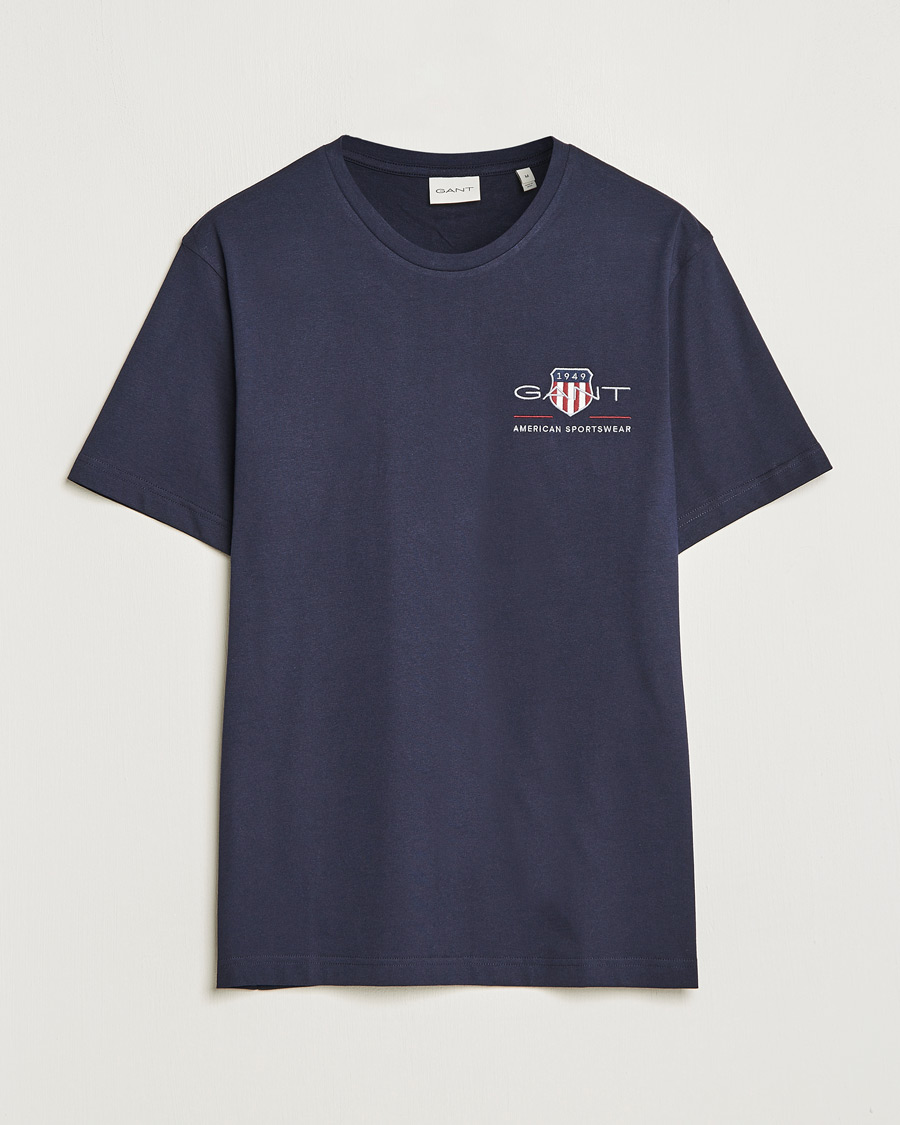 Herre | T-Shirts | GANT | Archive Shield Small Logo T-Shirt Evening Blue