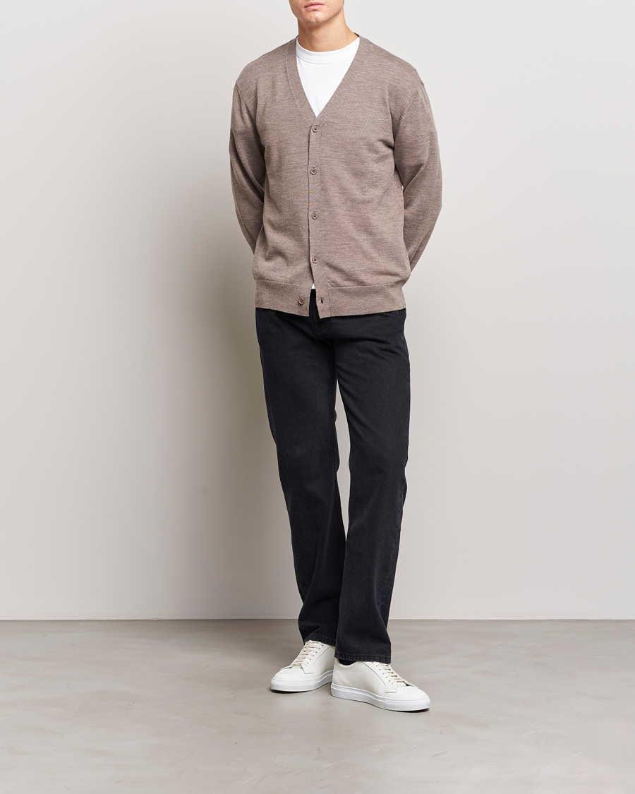 Herre | Trøjer | A Day's March | Oca Merino Cardigan Taupe Melange