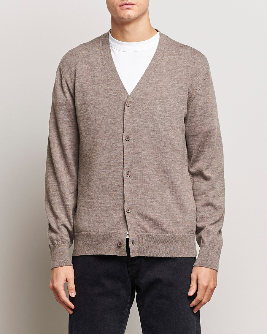 Herre | Trøjer | A Day's March | Oca Merino Cardigan Taupe Melange