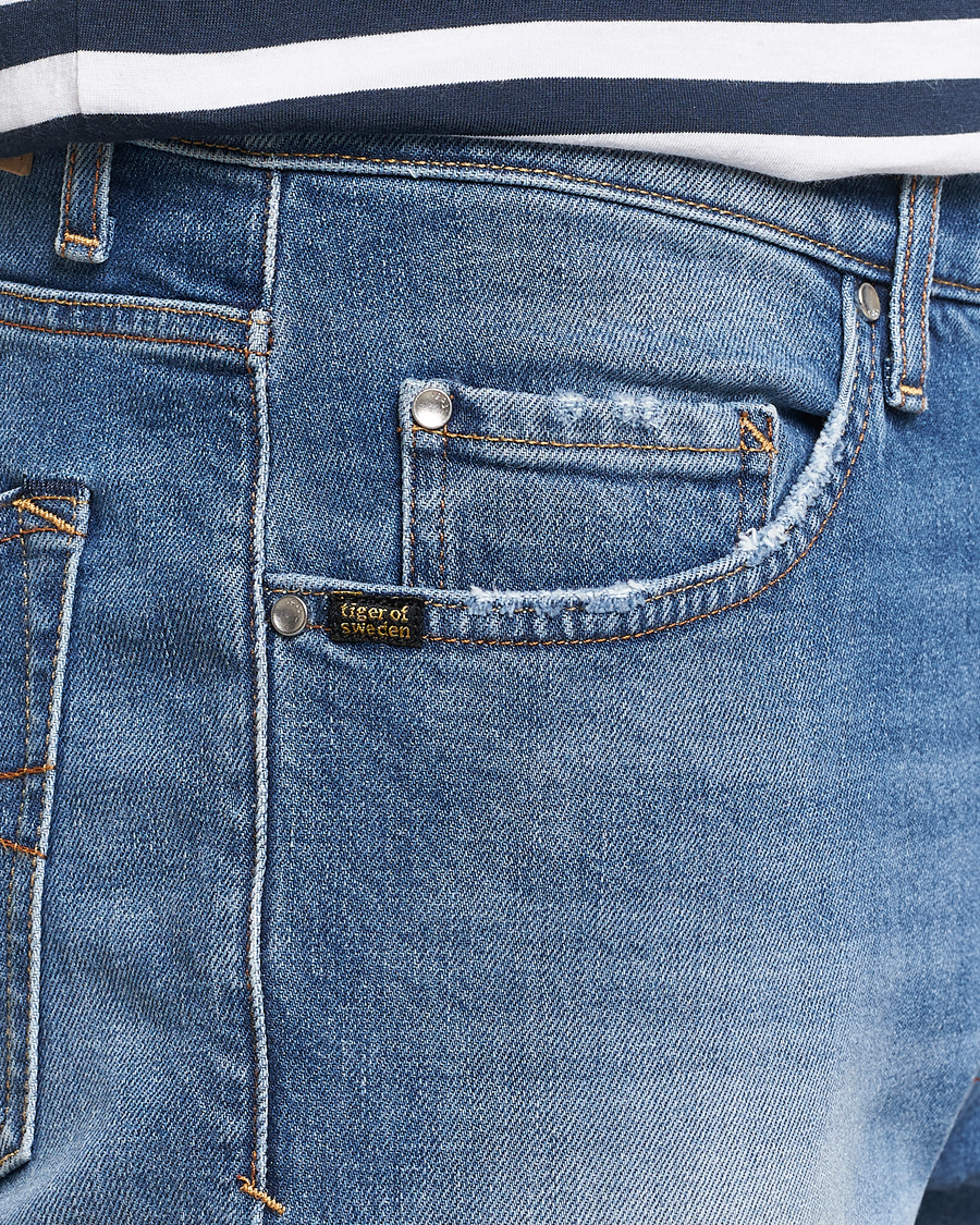 Herre | Jeans | Tiger of Sweden | Pistolero Stretch Cotton Jeans Light Blue