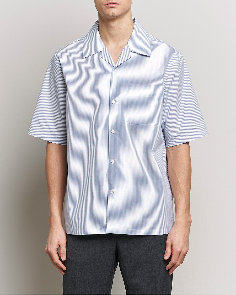 Herre | Kortærmede skjorter | Filippa K | Striped Short Sleeve Resort Shirt Blue/White
