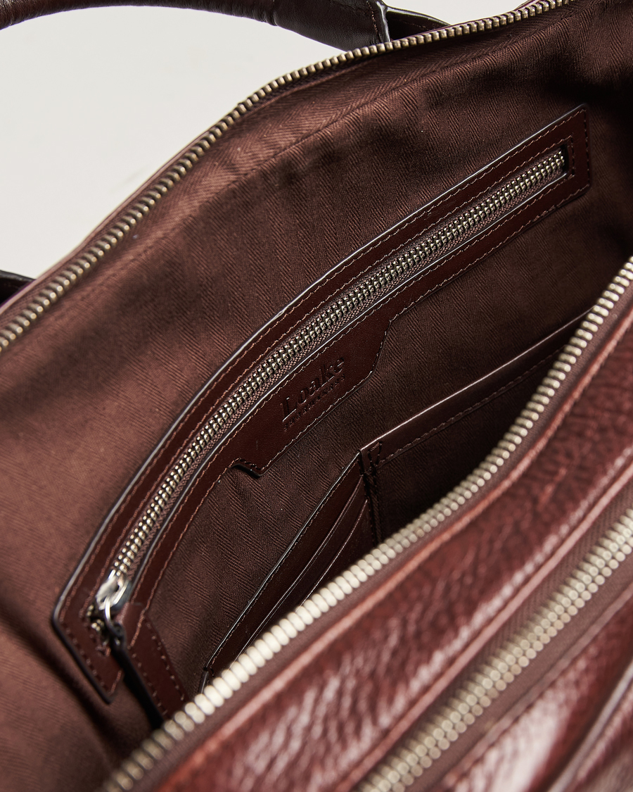 Herre | Loake 1880 Westminster Grain Leather Briefcase Dark Brown | Loake 1880 | Westminster Grain Leather Briefcase Dark Brown