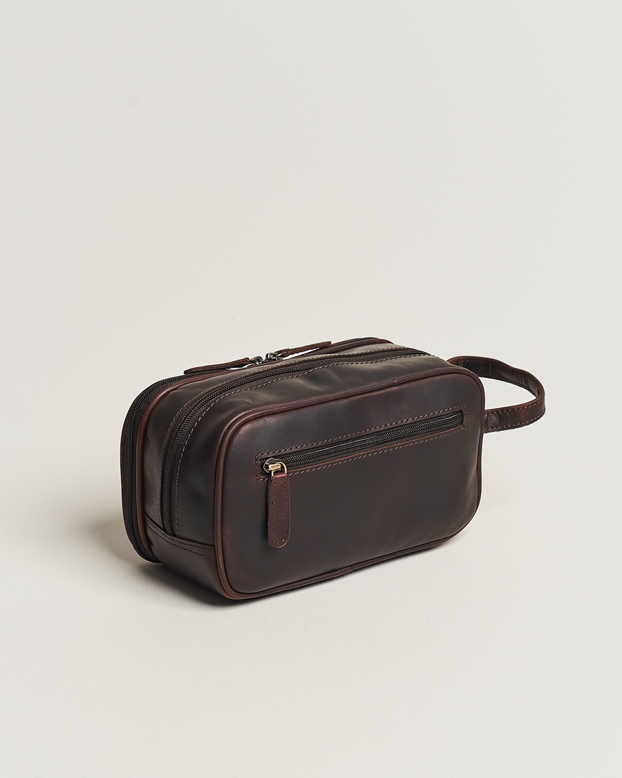 Herre | Best of British | Loake 1880 | Dartmouth Leather Washbag Dark Brown