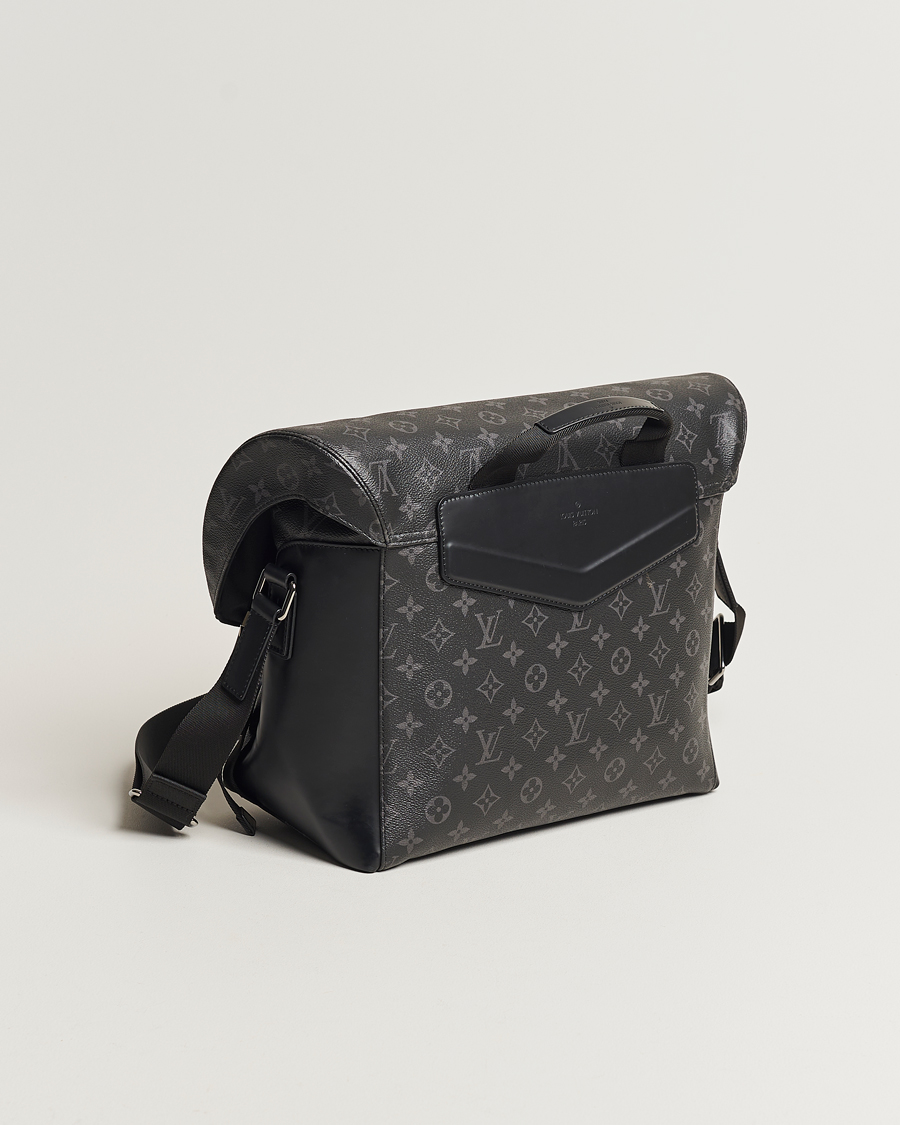 Herre | Louis Vuitton Pre-Owned Messenger Voyager MM Bag Monogram Eclipse | Louis Vuitton Pre-Owned | Messenger Voyager MM Bag Monogram Eclipse