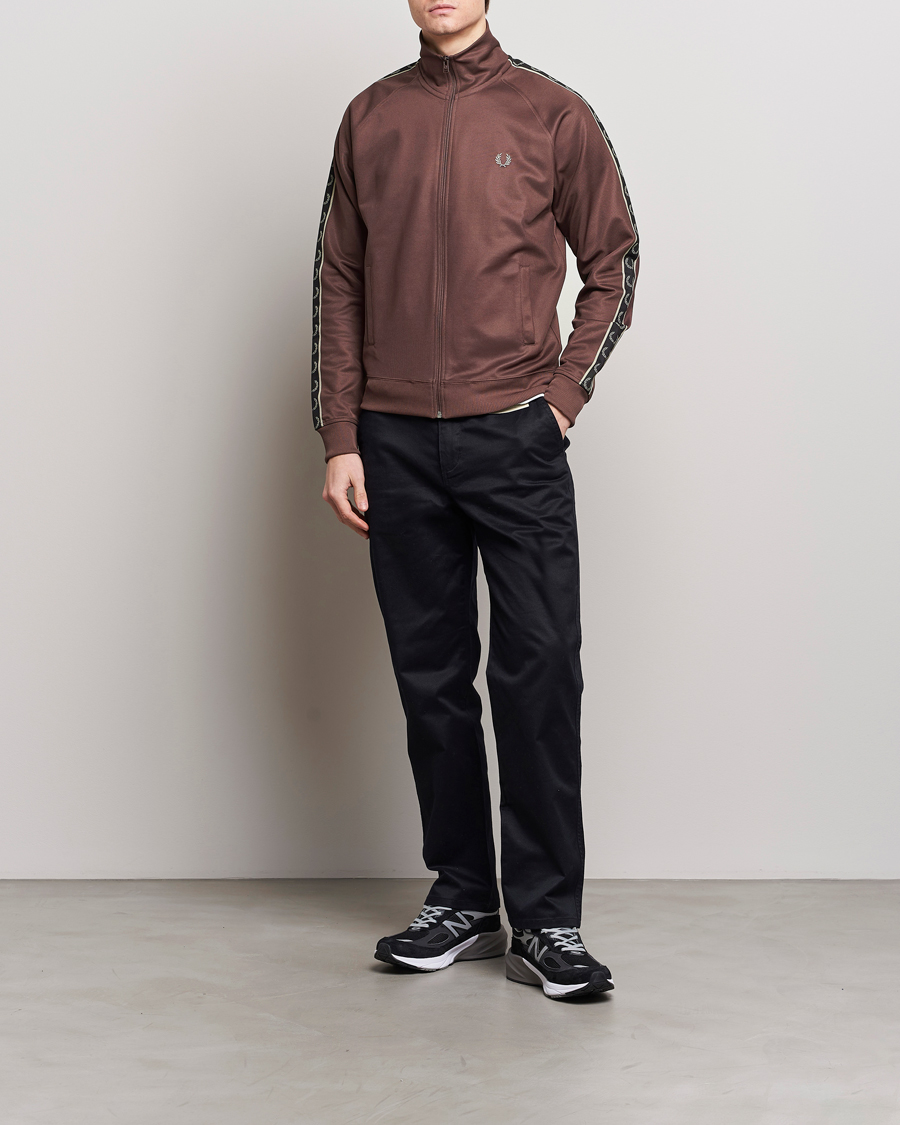 Herre | Trøjer | Fred Perry | Taped Track Jacket Brick Red