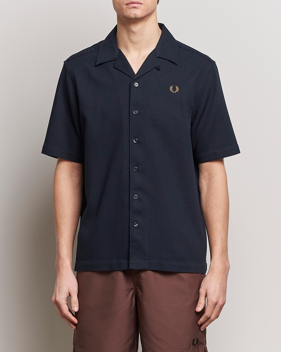 Herre | Best of British | Fred Perry | Pique Textured Short Sleeve Shirt Navy