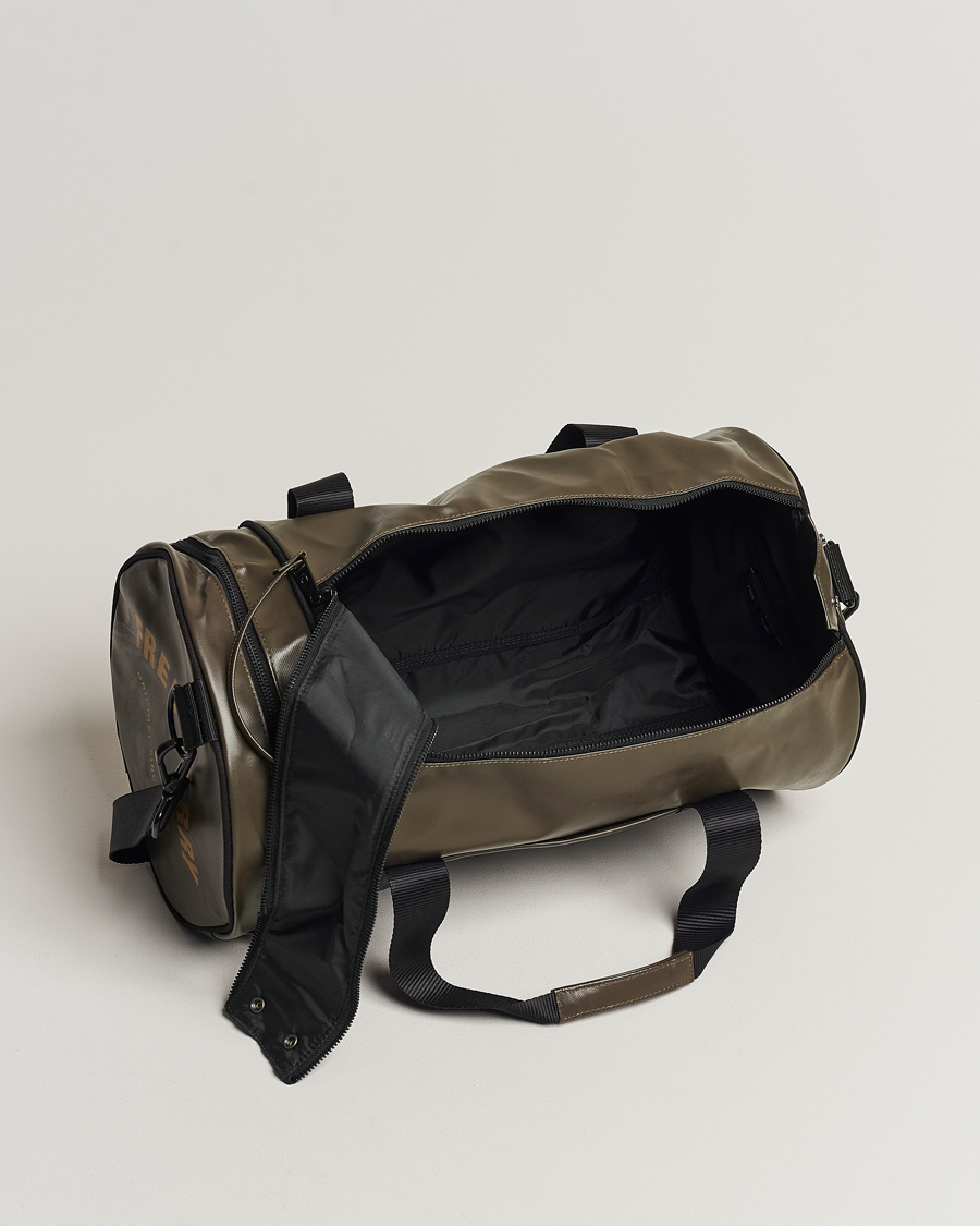 Herre | Fred Perry Tonal Classic Barrel Bag Uniform Green | Fred Perry | Tonal Classic Barrel Bag Uniform Green