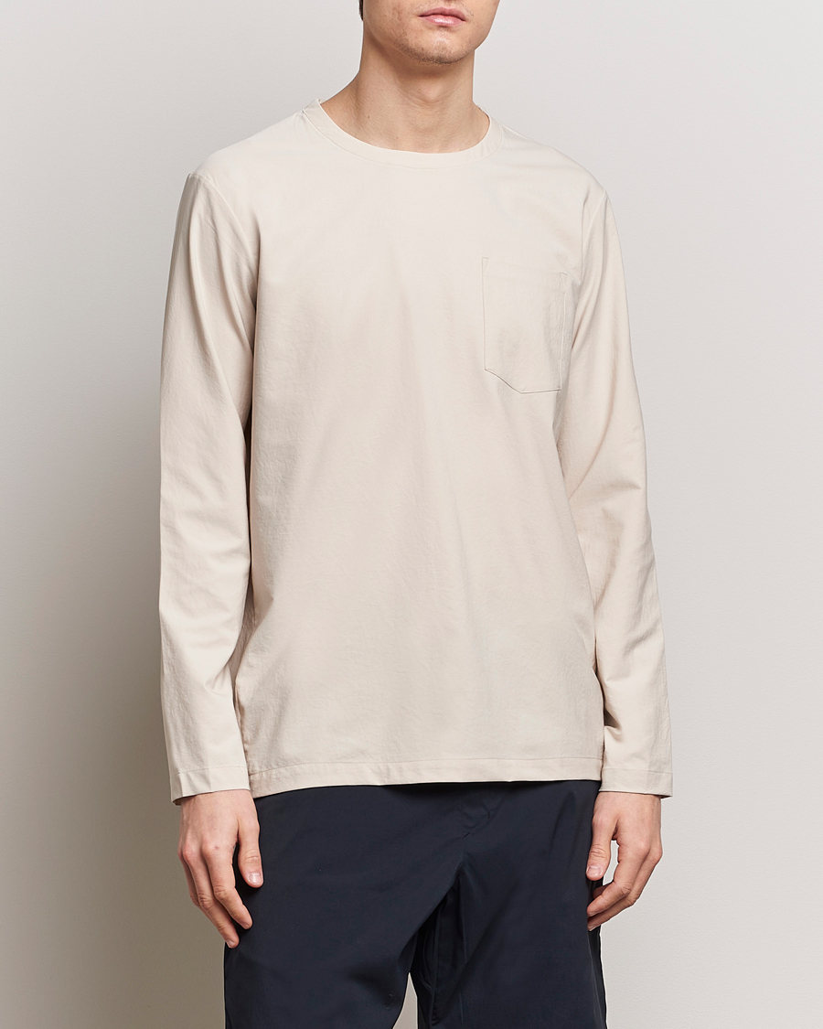 Herre | Langærmede t-shirts | Houdini | Cover Crew Quick Dry Long Sleeve Foggy Mountain