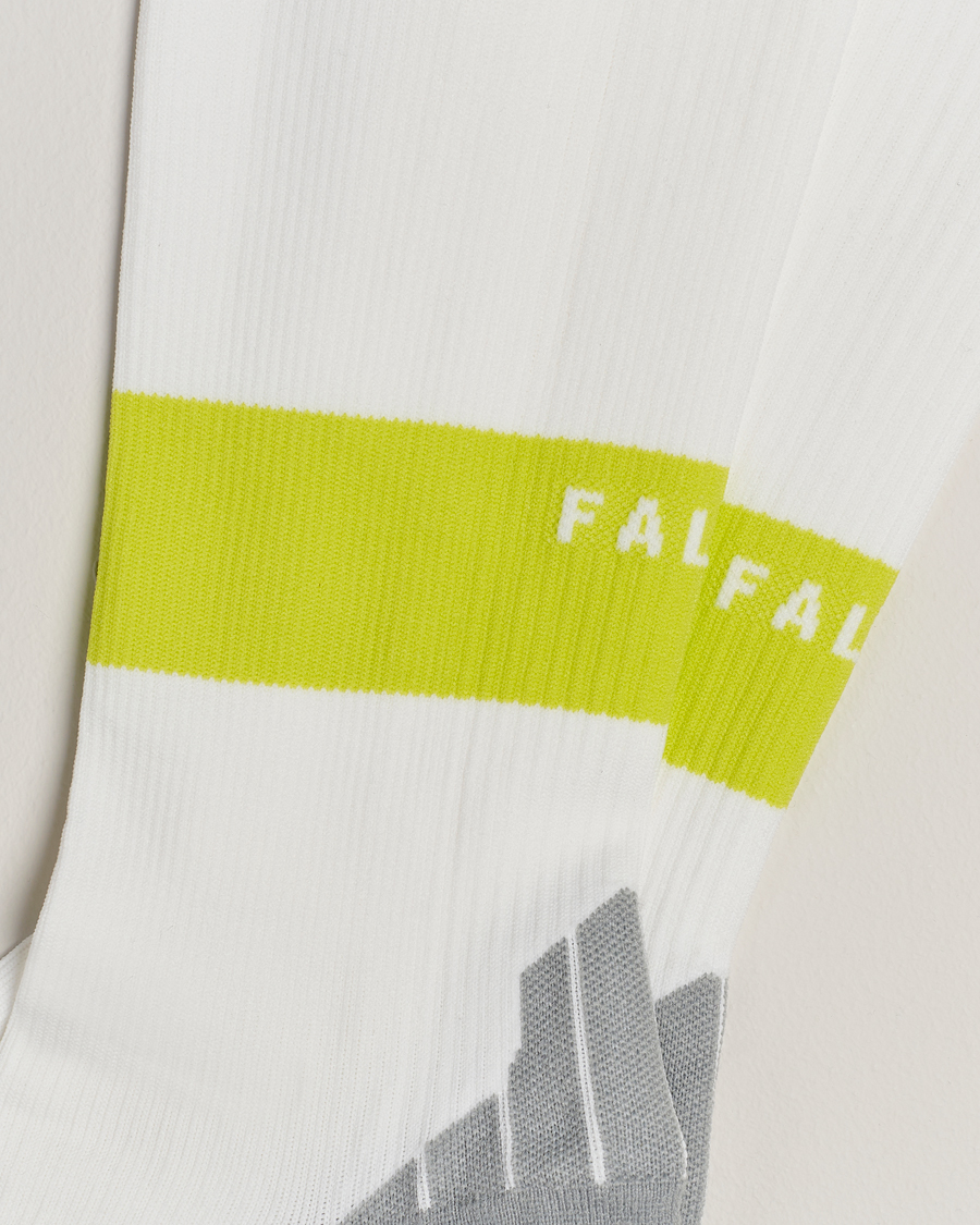 Herre | Undertøj | Falke | RU Compression Running Socks White