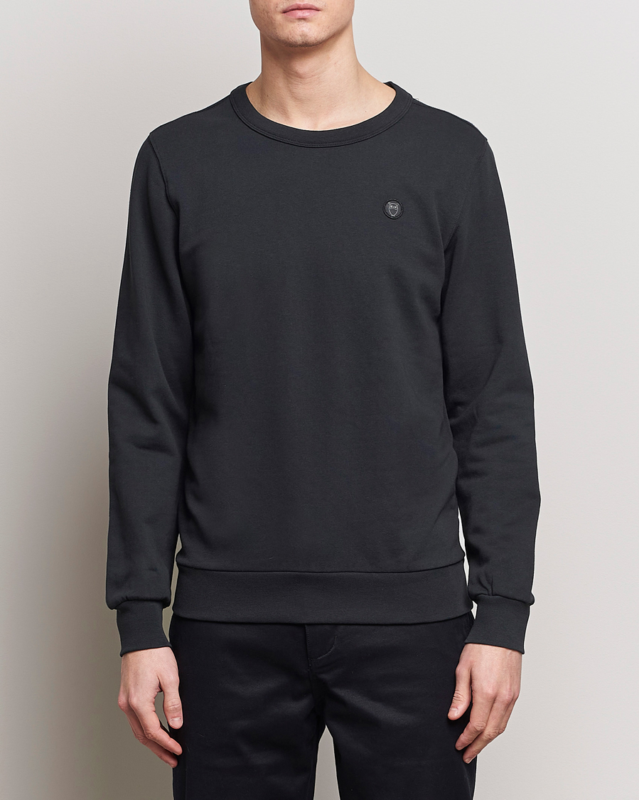 Herre | Tøj | KnowledgeCotton Apparel | Erik Badge Sweatshirt Jet Black