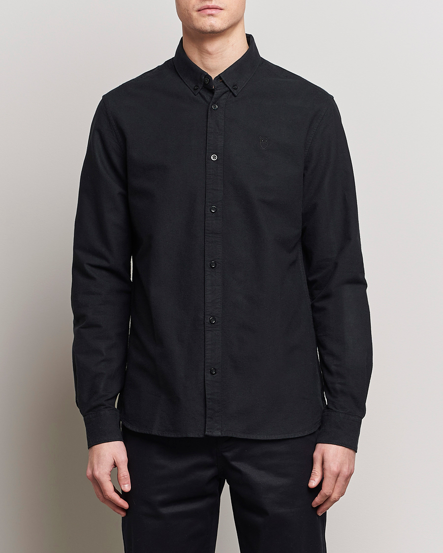 Herre | Oxfordskjorter | KnowledgeCotton Apparel | Harald Small Owl Regular Oxford Shirt Jet Black