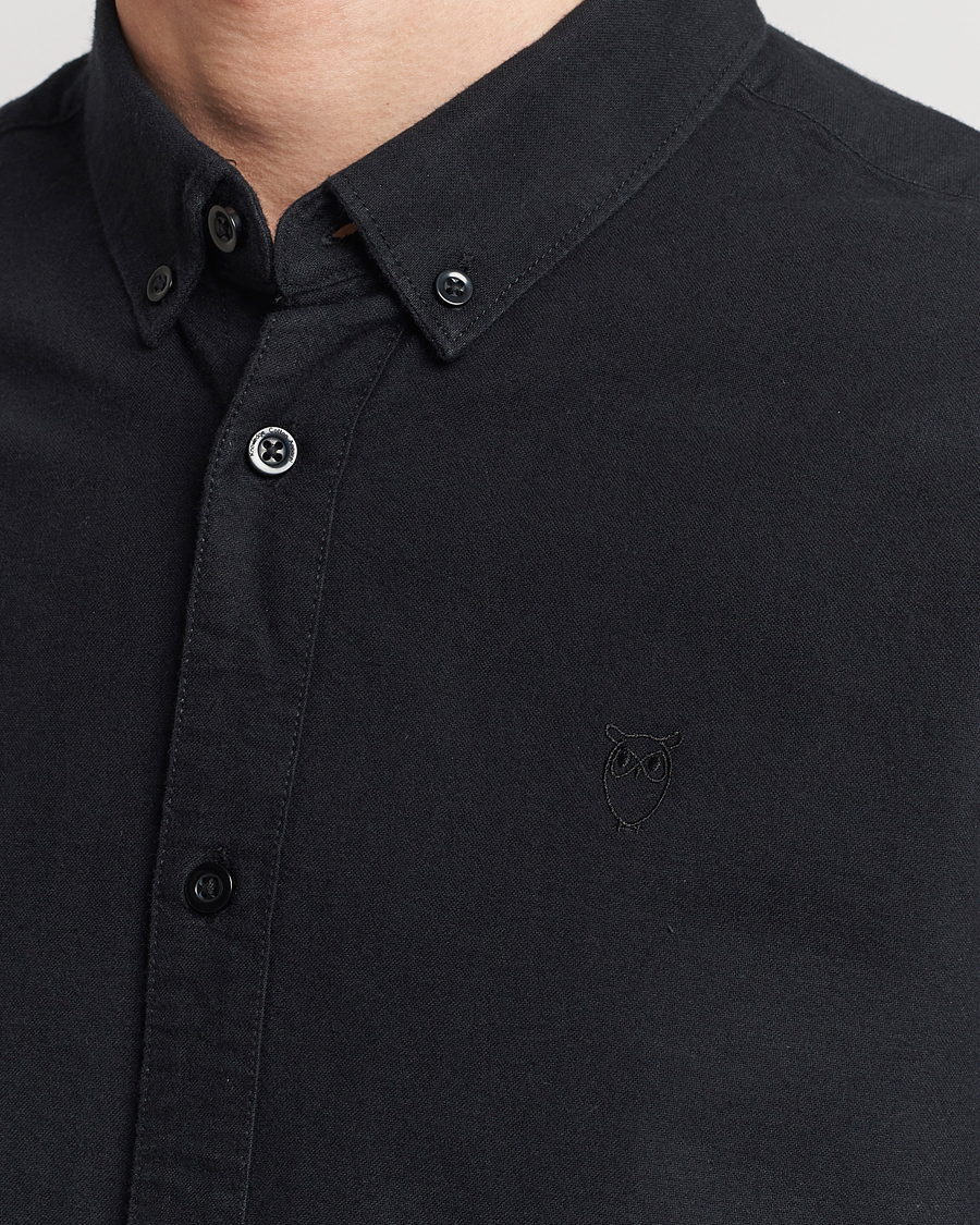 Herre | Skjorter | KnowledgeCotton Apparel | Harald Small Owl Regular Oxford Shirt Jet Black