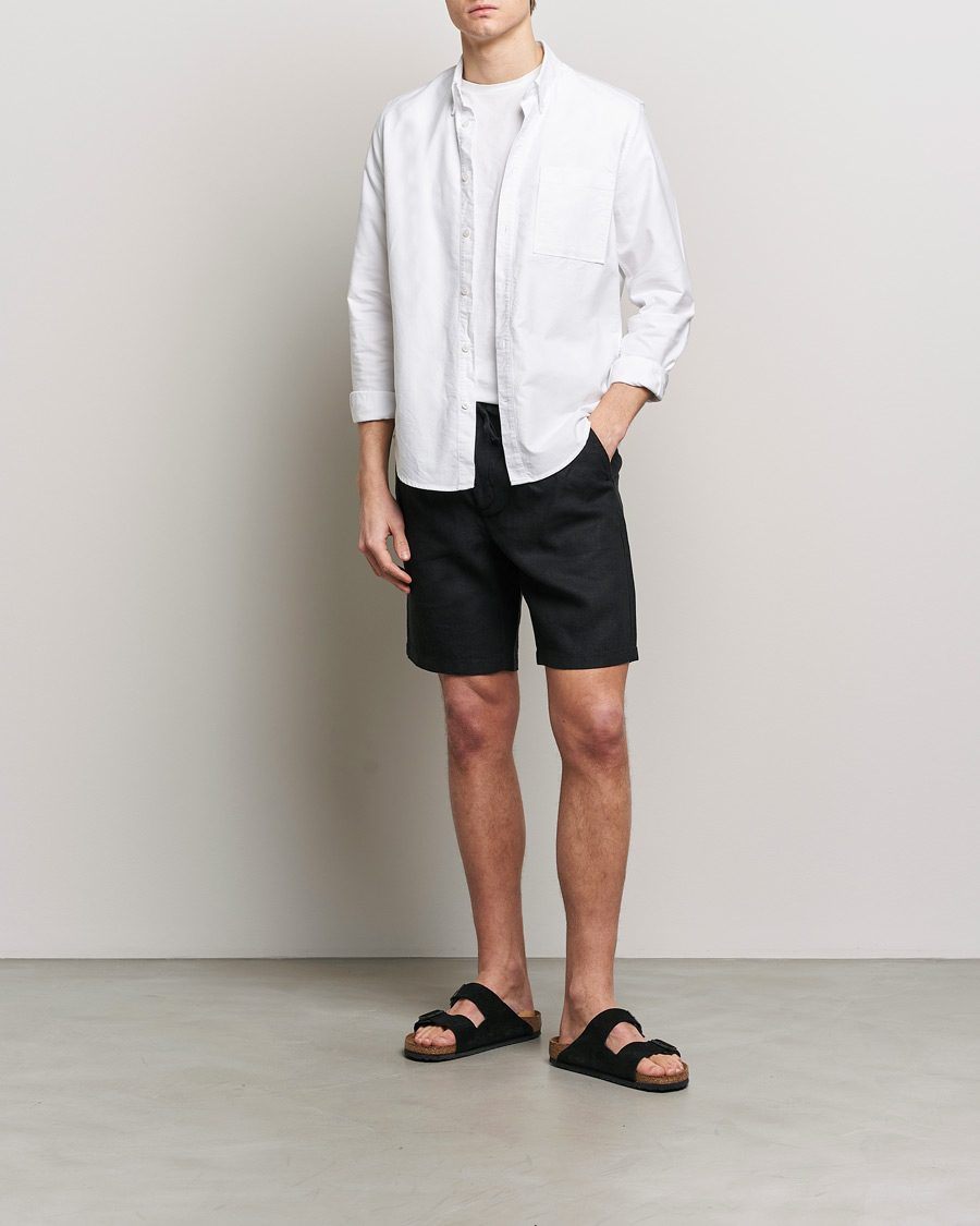Herre | Shorts | KnowledgeCotton Apparel | Loose Linen Shorts Jet Black