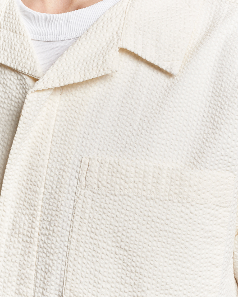 Herre | Skjorter | KnowledgeCotton Apparel | Short Sleeve Seersucker Shirt Egret