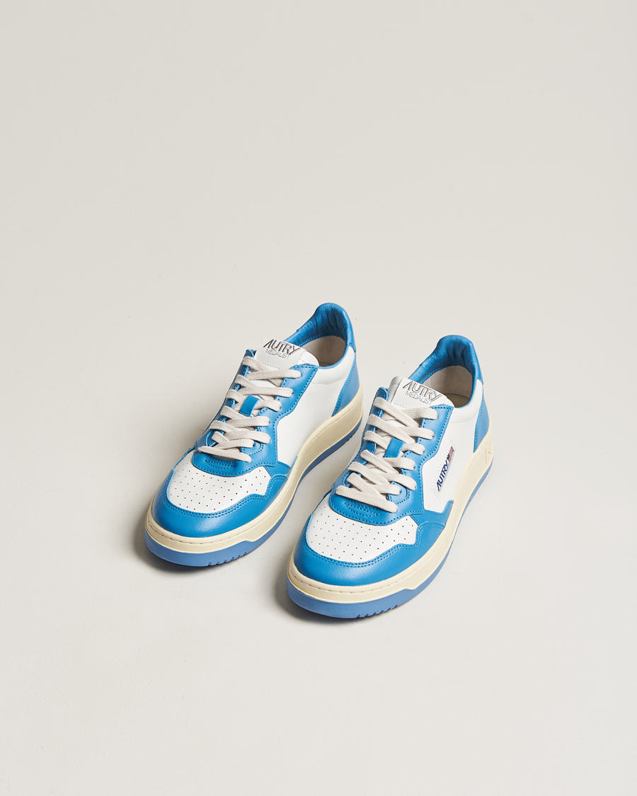 Herre | Autry Medalist Low Bicolor Leather Sneaker White/Blue | Autry | Medalist Low Bicolor Leather Sneaker White/Blue