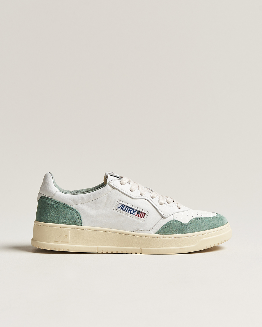 Herre | Autry Medalist Low Goat/Suede Sneaker White/Military | Autry | Medalist Low Goat/Suede Sneaker White/Military
