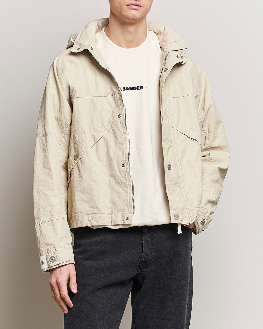Men |  | Stone Island | Marina Pleated Linen Hood Jacket Natural Beige