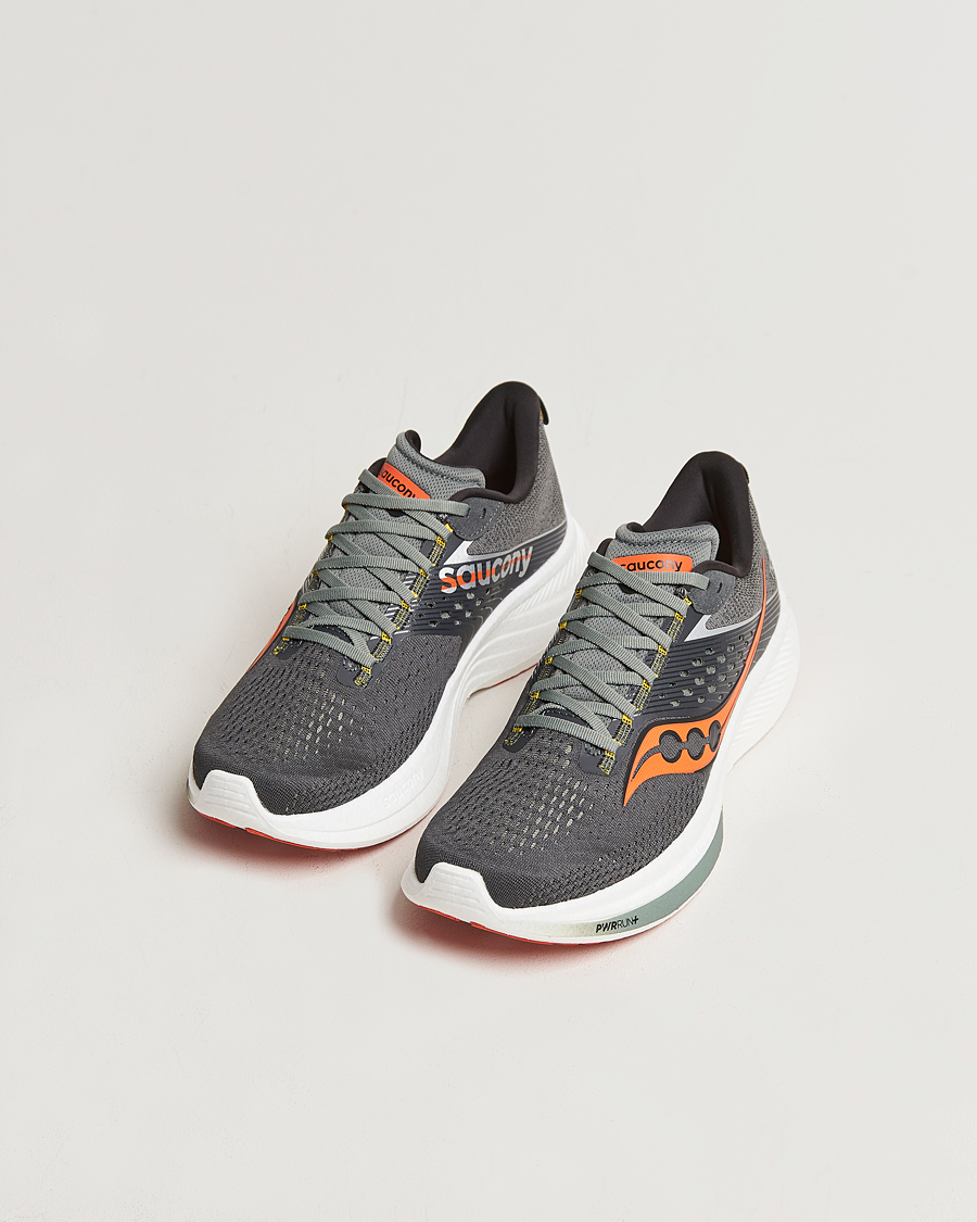 Herre | Saucony Ride 17 Shadow/Peppar | Saucony | Ride 17 Shadow/Peppar