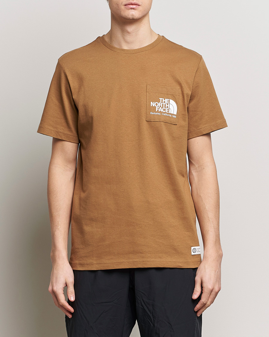 Herre | Kortærmede t-shirts | The North Face | Berkeley Pocket T-Shirt Utility Brown
