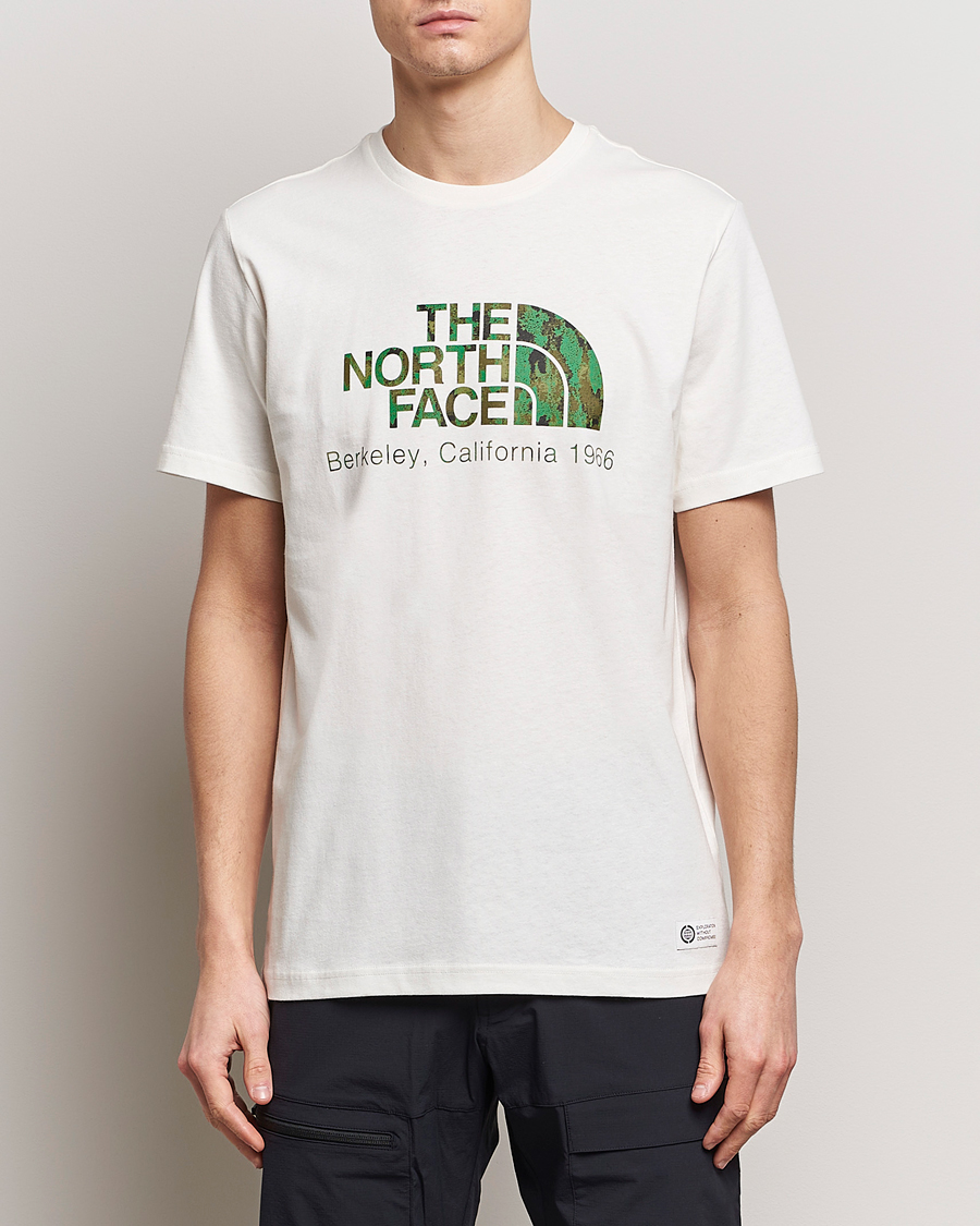 Herre | Outdoor | The North Face | Berkeley Logo T-Shirt White