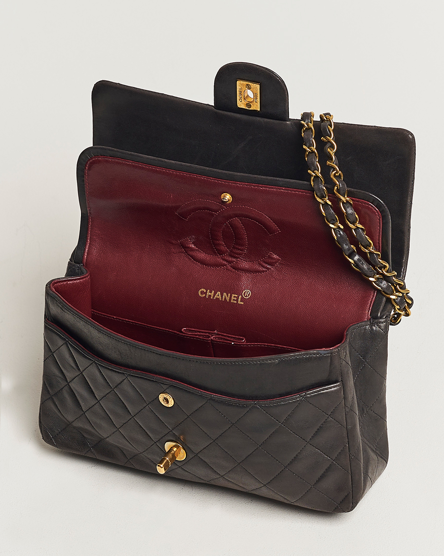 Herre | Chanel Pre-Owned Classic Medium Flap Bag Calf Leather Black | Chanel Pre-Owned | Classic Medium Flap Bag Calf Leather Black