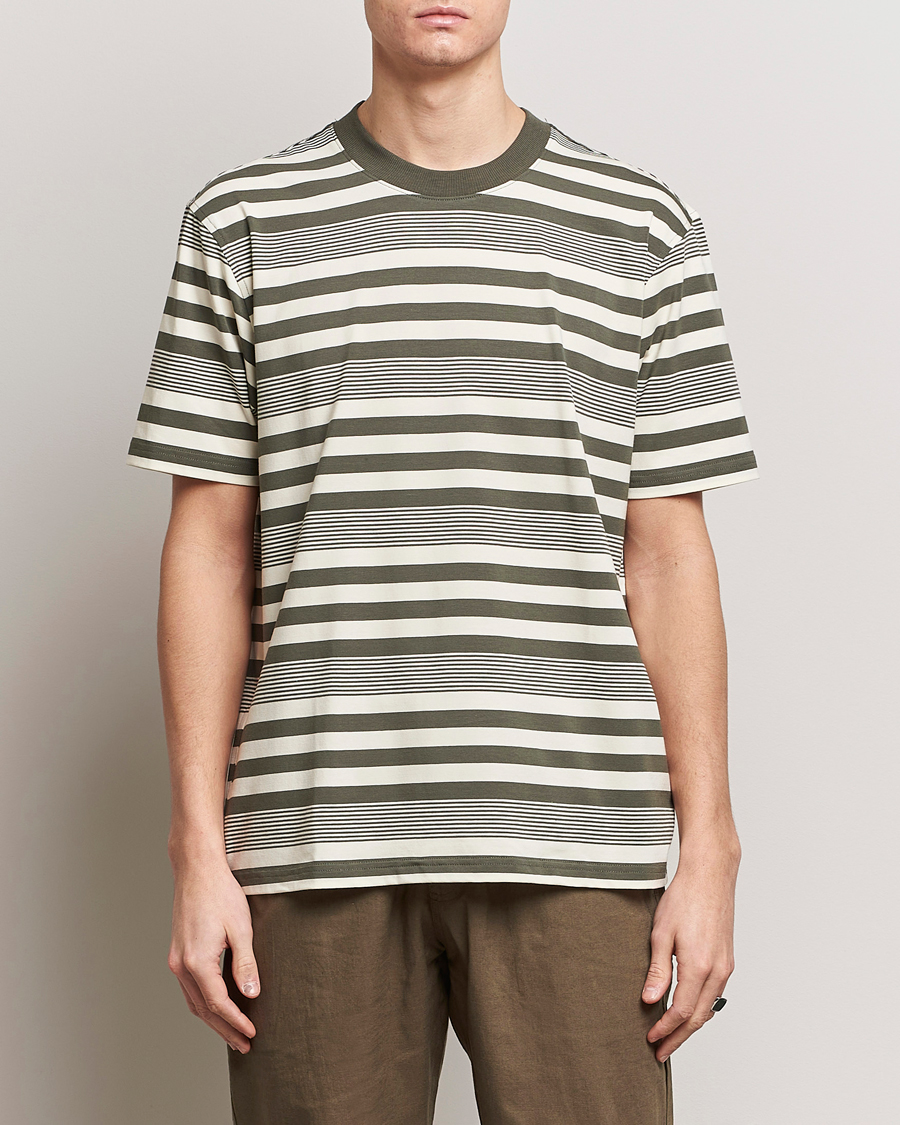 Herre | Afdelinger | NN07 | Adam Striped Crew Neck T-Shirt Capers Green