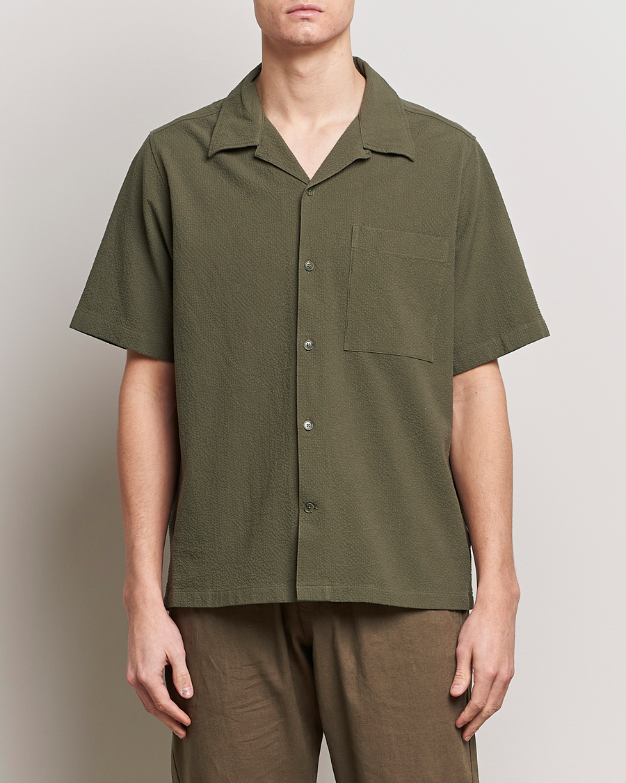 Herre | Afdelinger | NN07 | Julio Seersucker Short Sleeve Shirt Capers Green