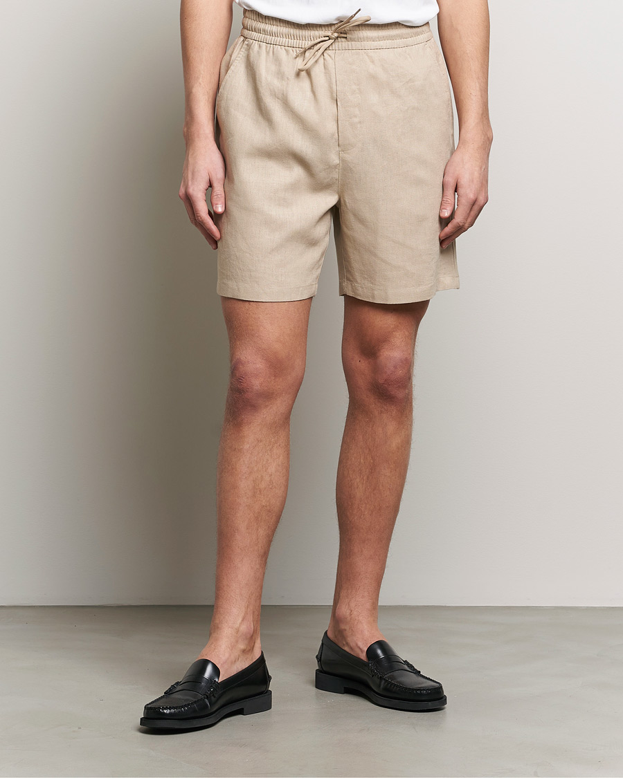 Herre | The linen lifestyle | LES DEUX | Otto Linen Shorts Light Desert Sand