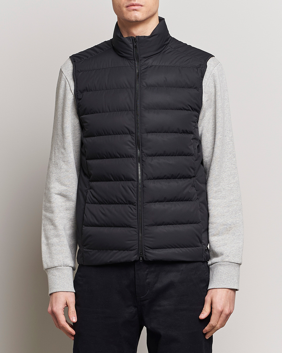 Herre | Efterårsjakker | Scandinavian Edition | Ratio II Lightweight Padded Vest Onyx