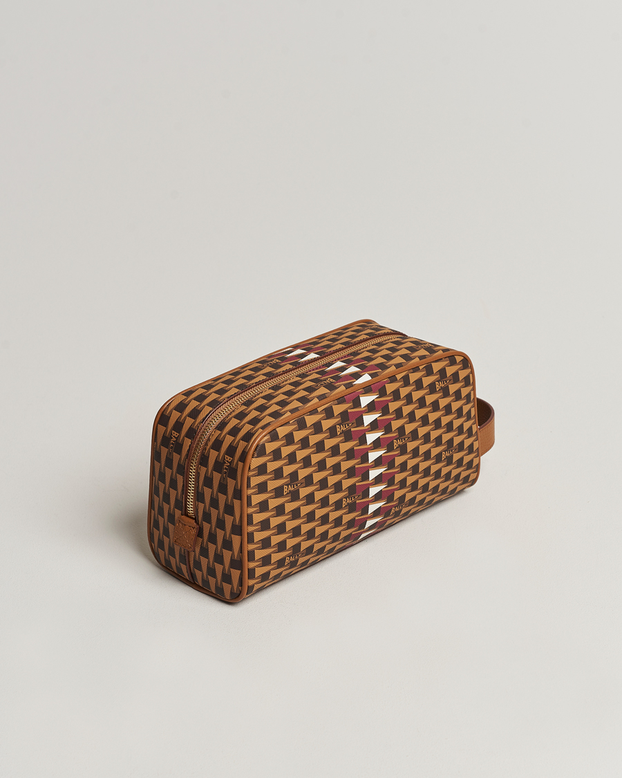 Herre | Bally Pennant Monogram Leather Washbag Brown | Bally | Pennant Monogram Leather Washbag Brown