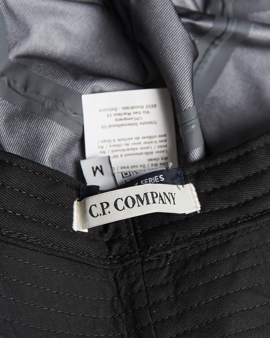 Herre | C.P. Company Metropolis Gore-Tex Bucket Hat Black | C.P. Company | Metropolis Gore-Tex Bucket Hat Black