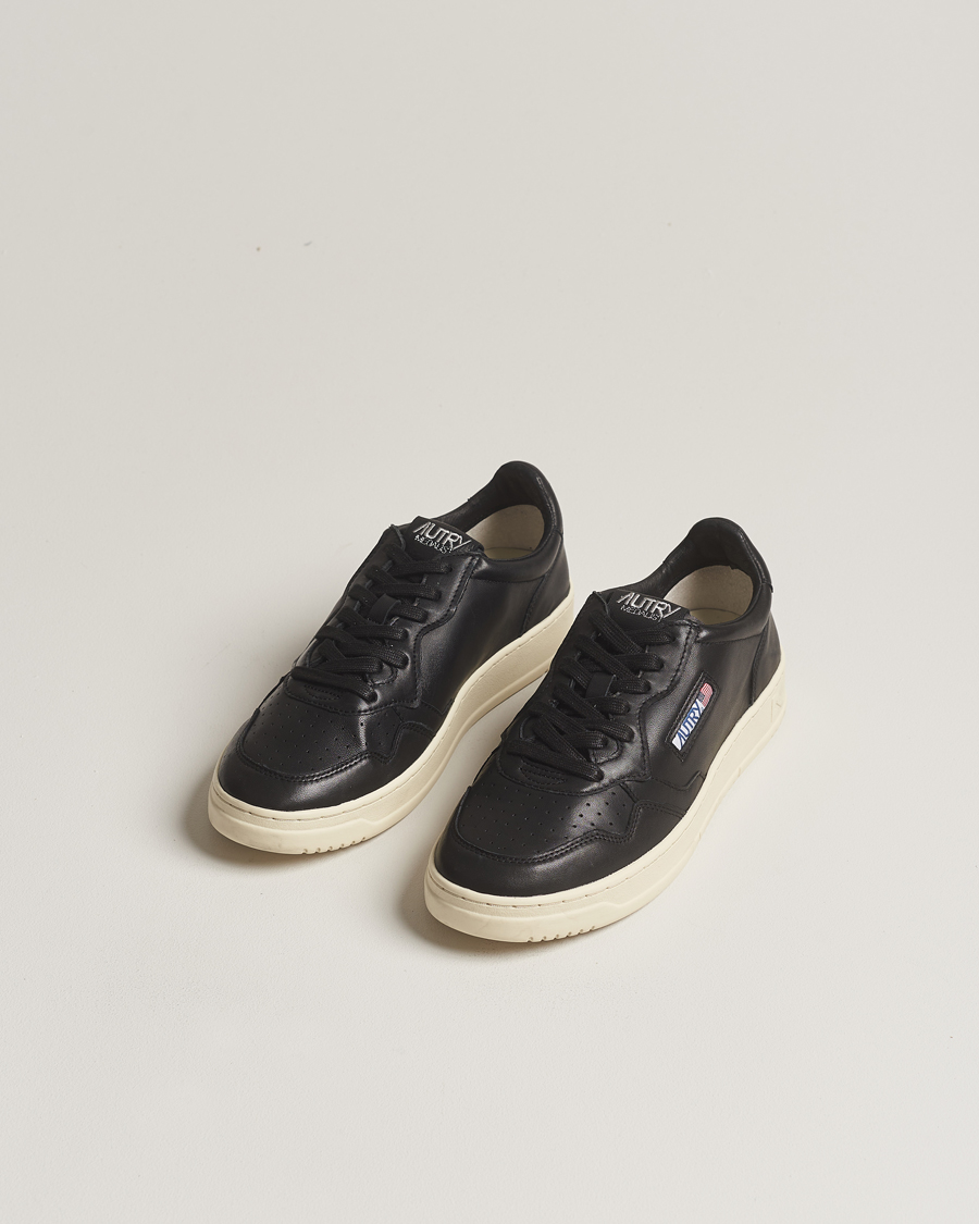 Herre | Autry Medalist Low Super Soft Goat Leather Sneaker Black | Autry | Medalist Low Super Soft Goat Leather Sneaker Black