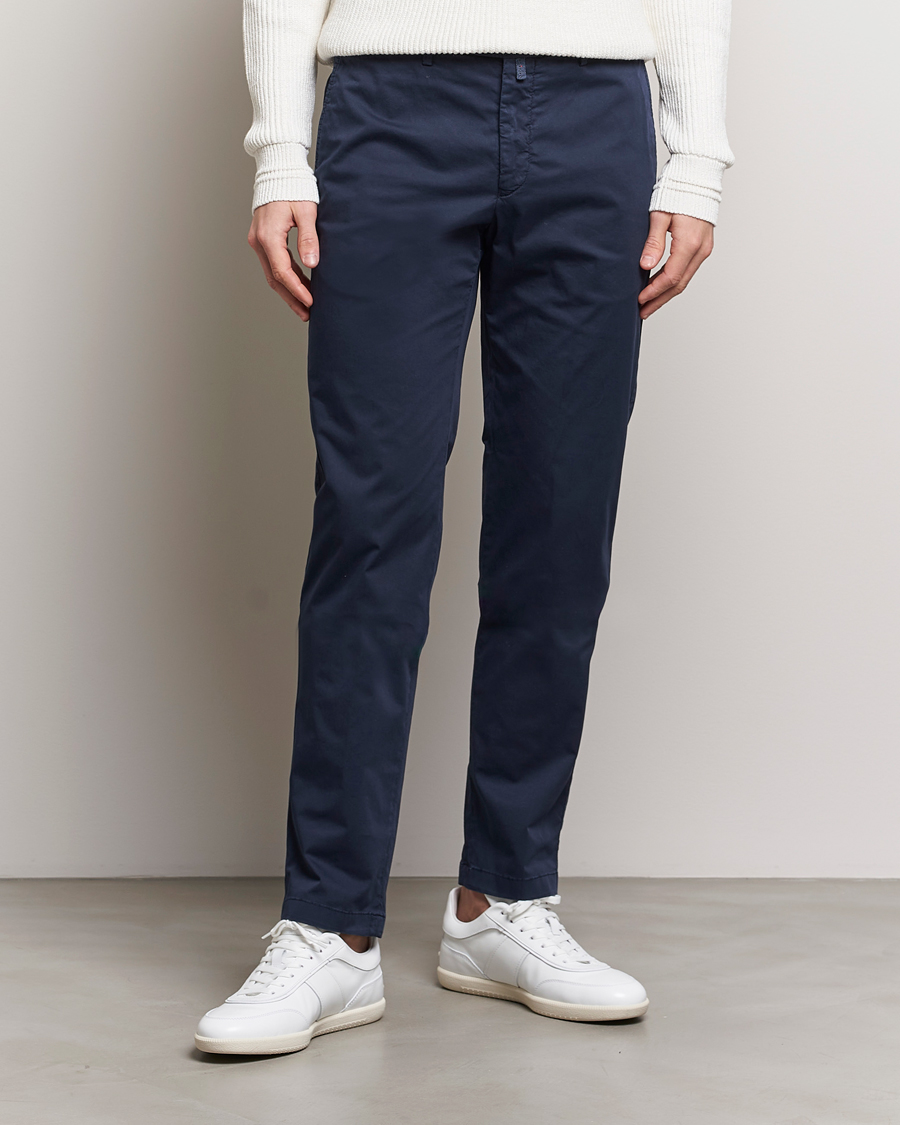 Herre | Quiet Luxury | Kiton | Slim Fit Cotton Chinos Navy