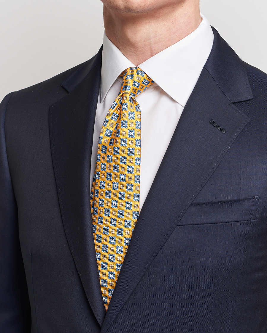 Herre | Italian Department | Kiton | Printed Medallion Silk Tie Yellow