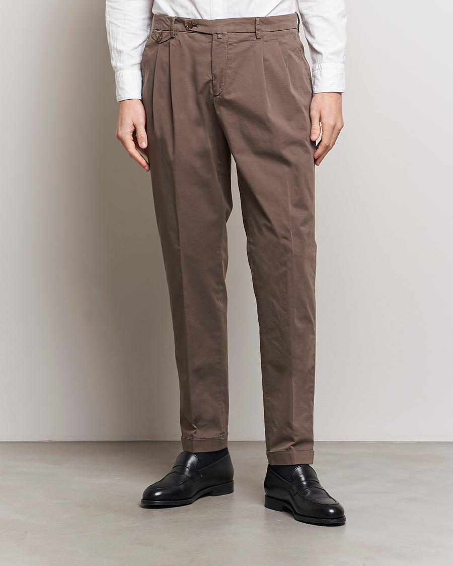 Herre | Bukser | Briglia 1949 | Easy Fit Pleated Cotton Stretch Chino Brown