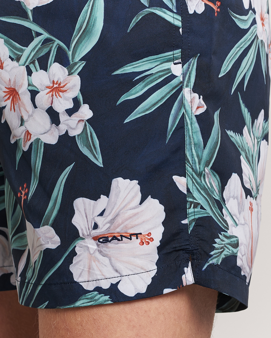 Herre | Badebukser | Gant | Printed Flower Swimshorts Evening Blue