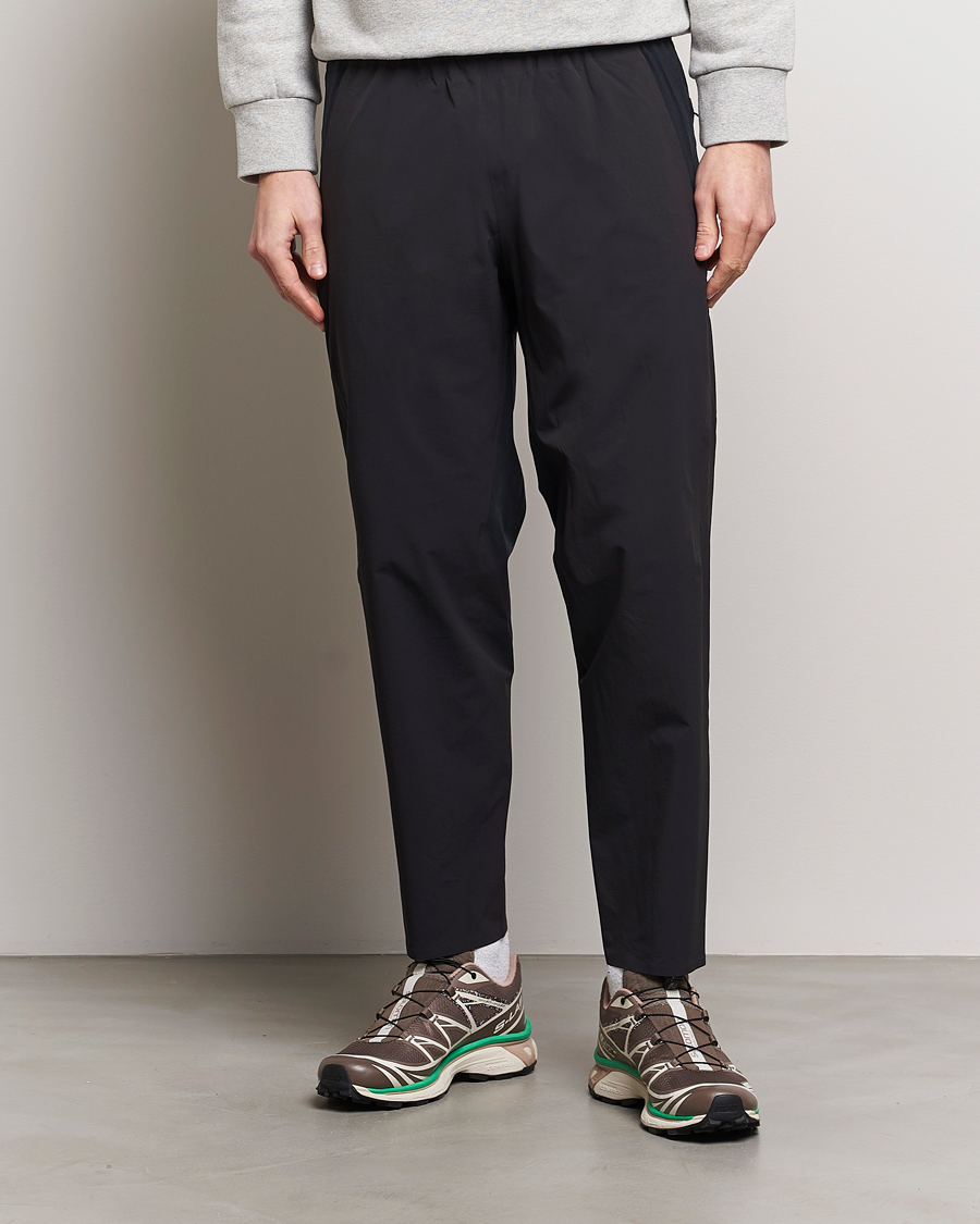 Herre | Contemporary Creators | Arc'teryx Veilance | Secant Lightweight Casual Pants Black