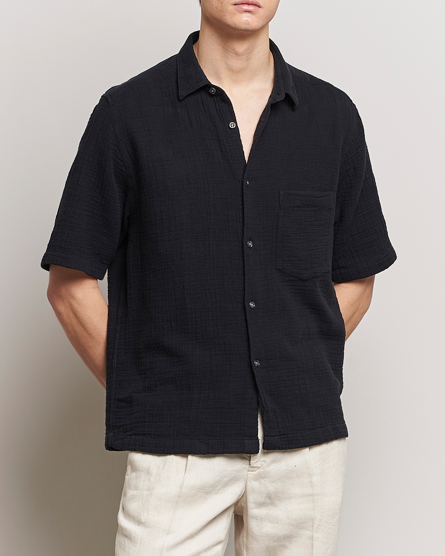 Herre | Kortærmede skjorter | Oscar Jacobson | Short Sleeve City Crepe Cotton Shirt Black