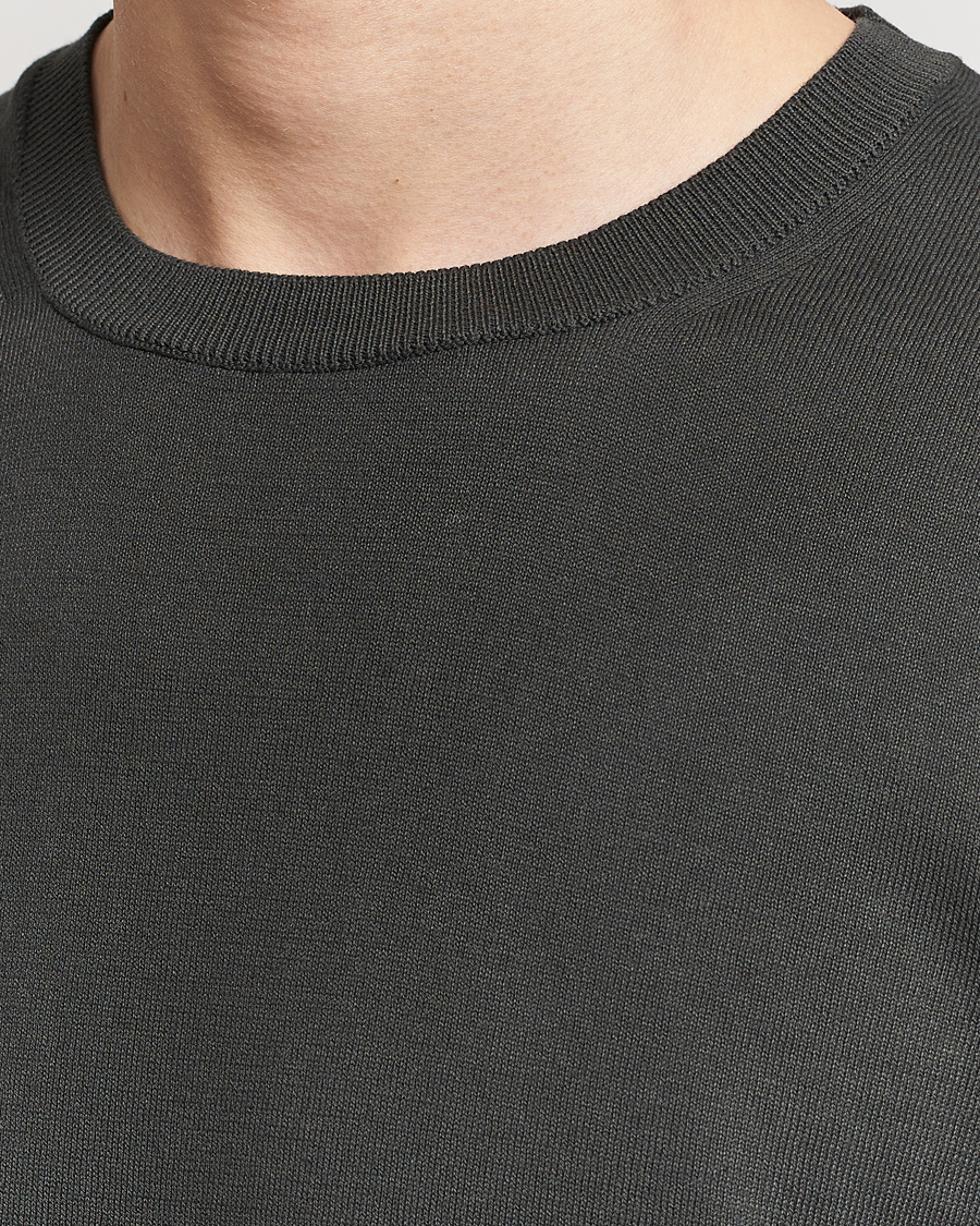 Herre | T-Shirts | Oscar Jacobson | Brian Knitted Cotton T-Shirt Olive