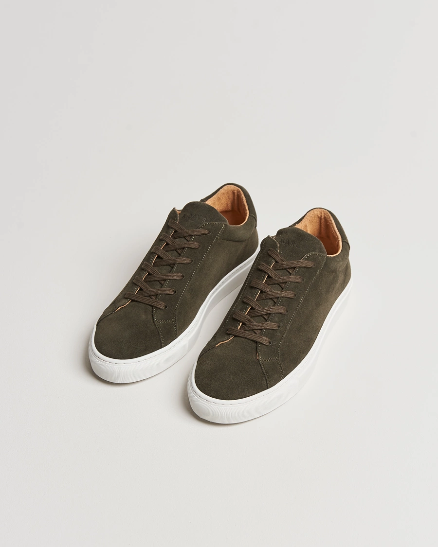 Herre | Sneakers med lavt skaft | A Day's March | Suede Marching Sneaker Dark Olive