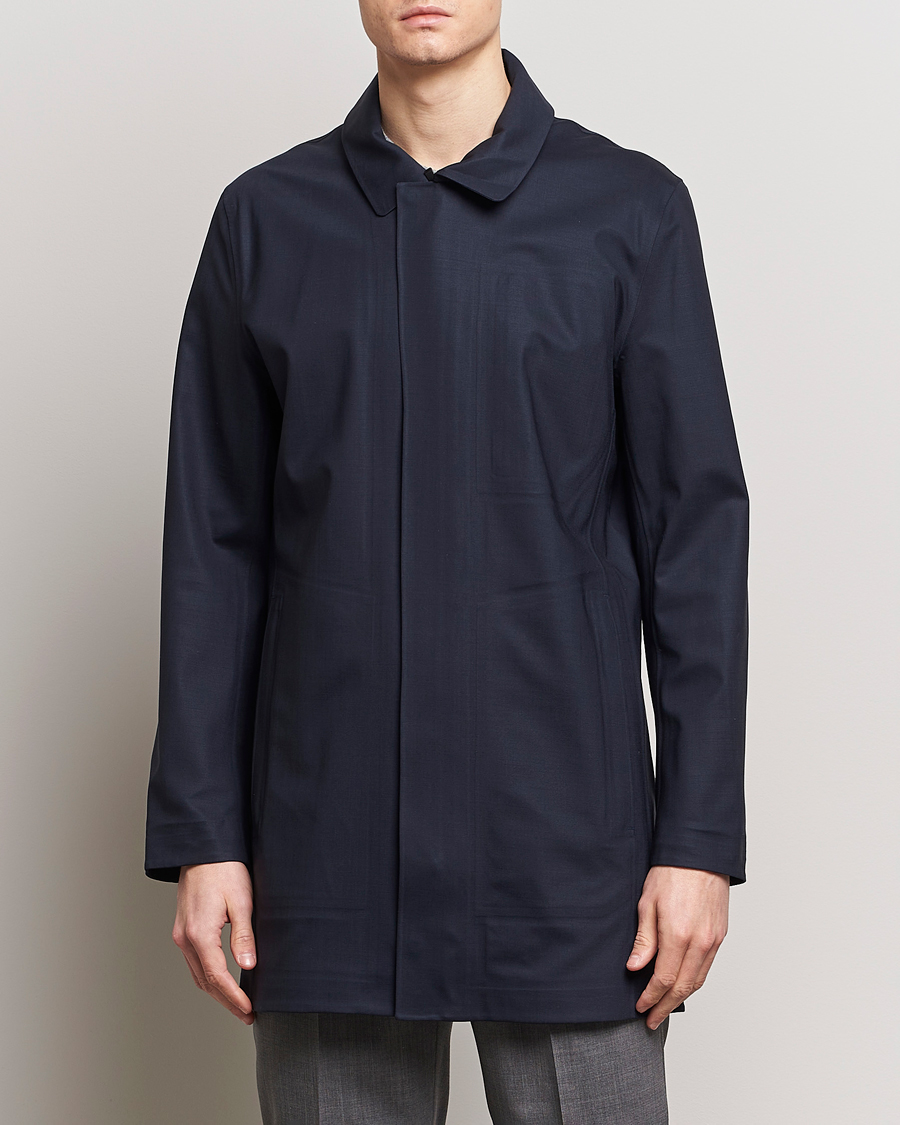 Herre | Efterårsjakker | UBR | Sky Fall Savile Waterproof Wool Coat Dark Navy