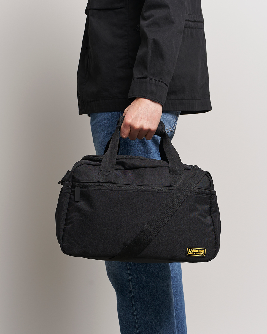 Herre | Best of British | Barbour International | Knockhill Flight Bag Black